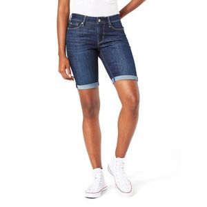 LEVI’s 511 Women’s Mid Wash Blue Denim Jeans Bermuda Shorts Whiskering Size 29